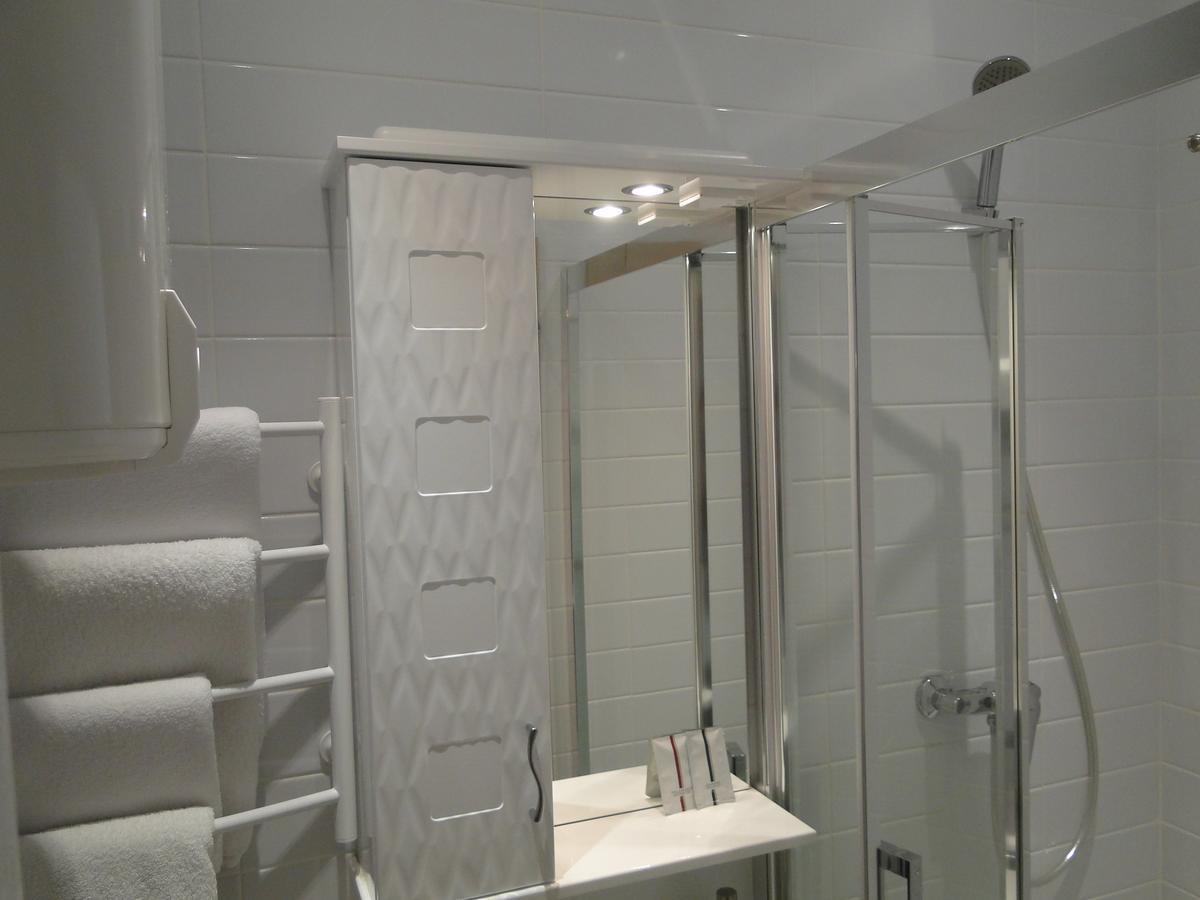 Mini Elegant Hotel Kiev Luaran gambar